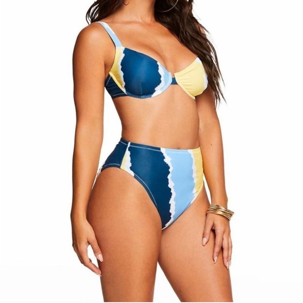 Jessica Simpson Women’s Bikini Set NWT